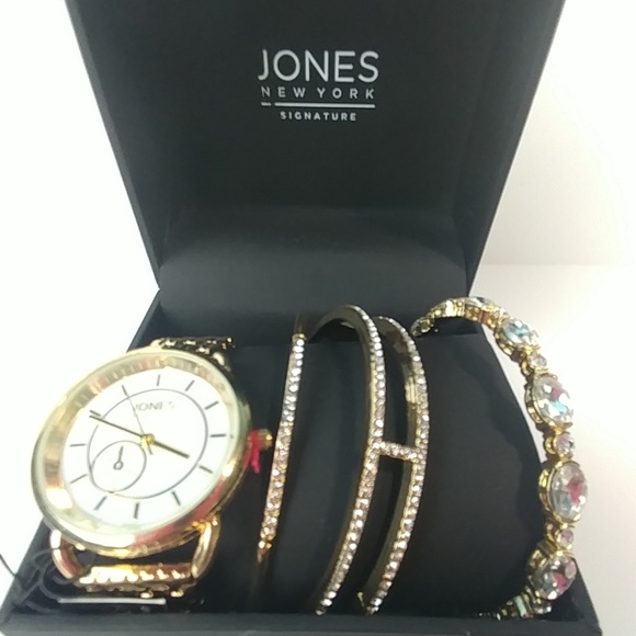 🆕Jones New York Women's Gold Watch & Bracelet - Picture 2 of 3